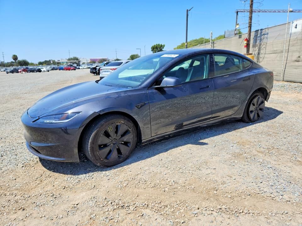2025 TESLA Model 3