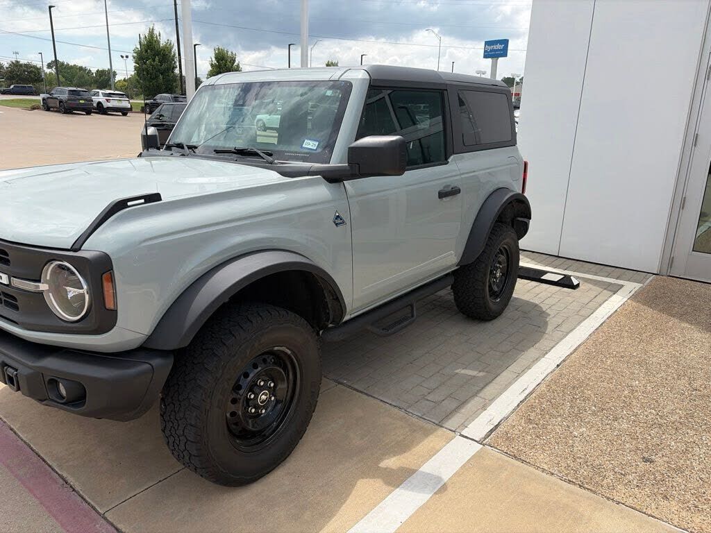 2022 FORD Bronco