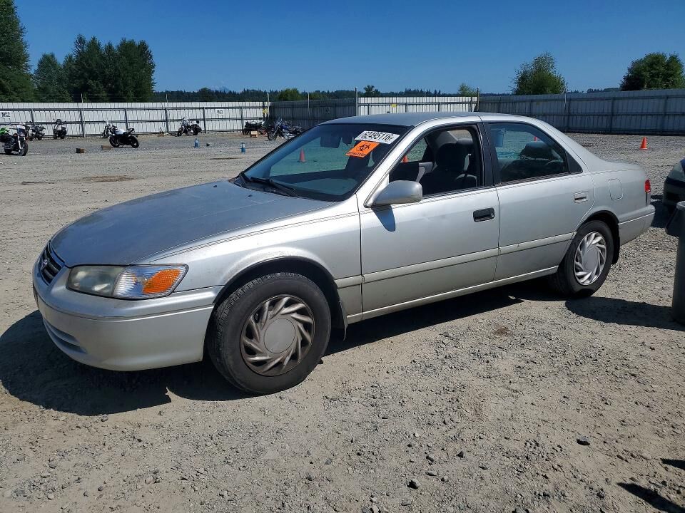 2001 TOYOTA Camry