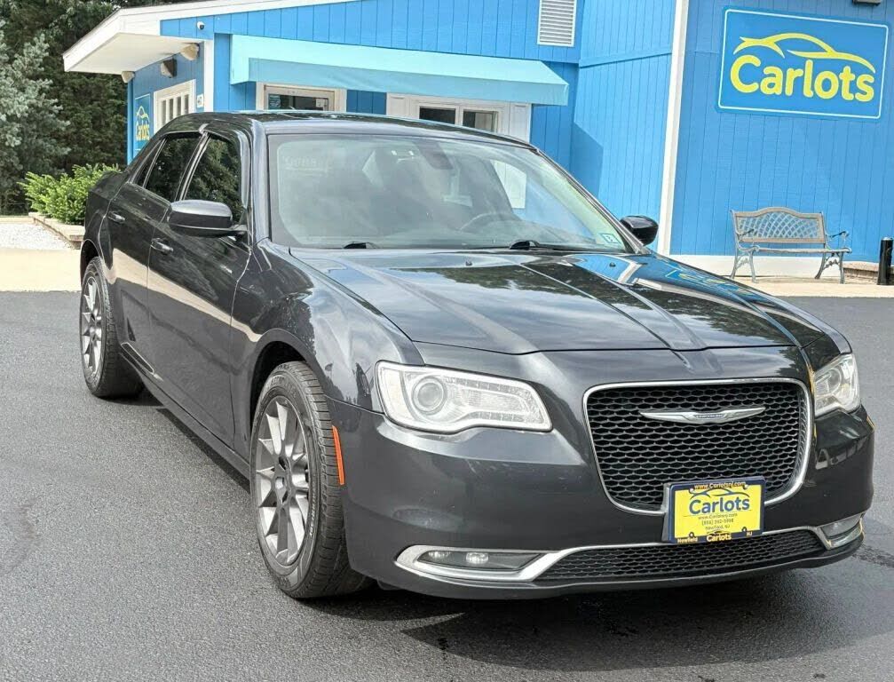 2016 CHRYSLER 300