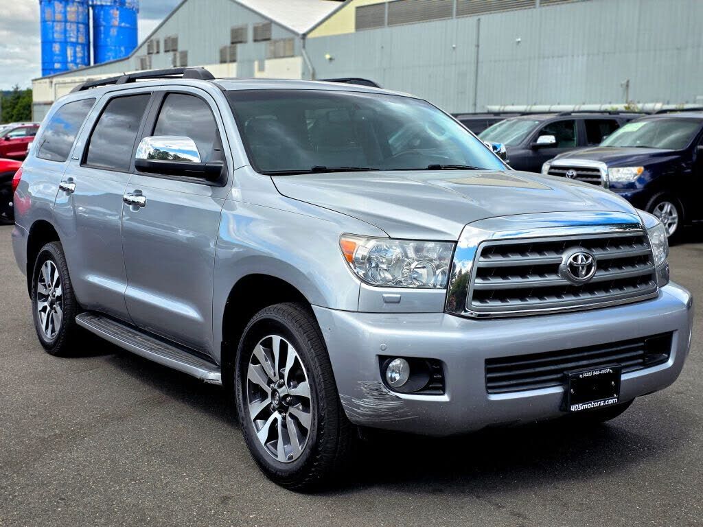 2015 TOYOTA Sequoia