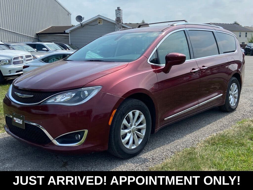 2019 CHRYSLER Pacifica
