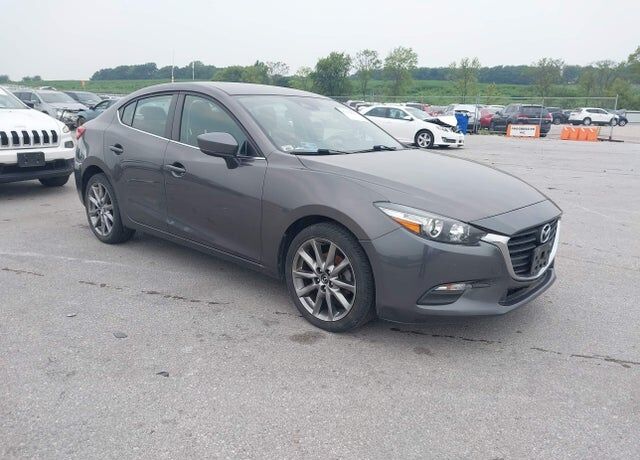 2018 MAZDA Mazda3