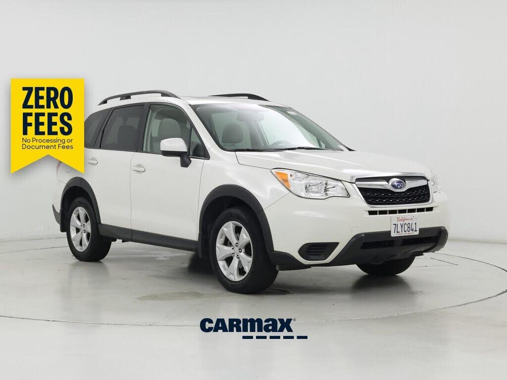 2016 SUBARU Forester