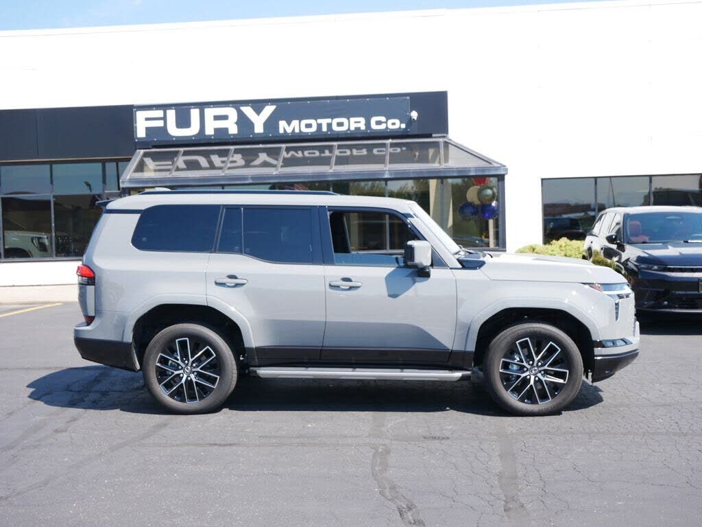 2024 LEXUS GX