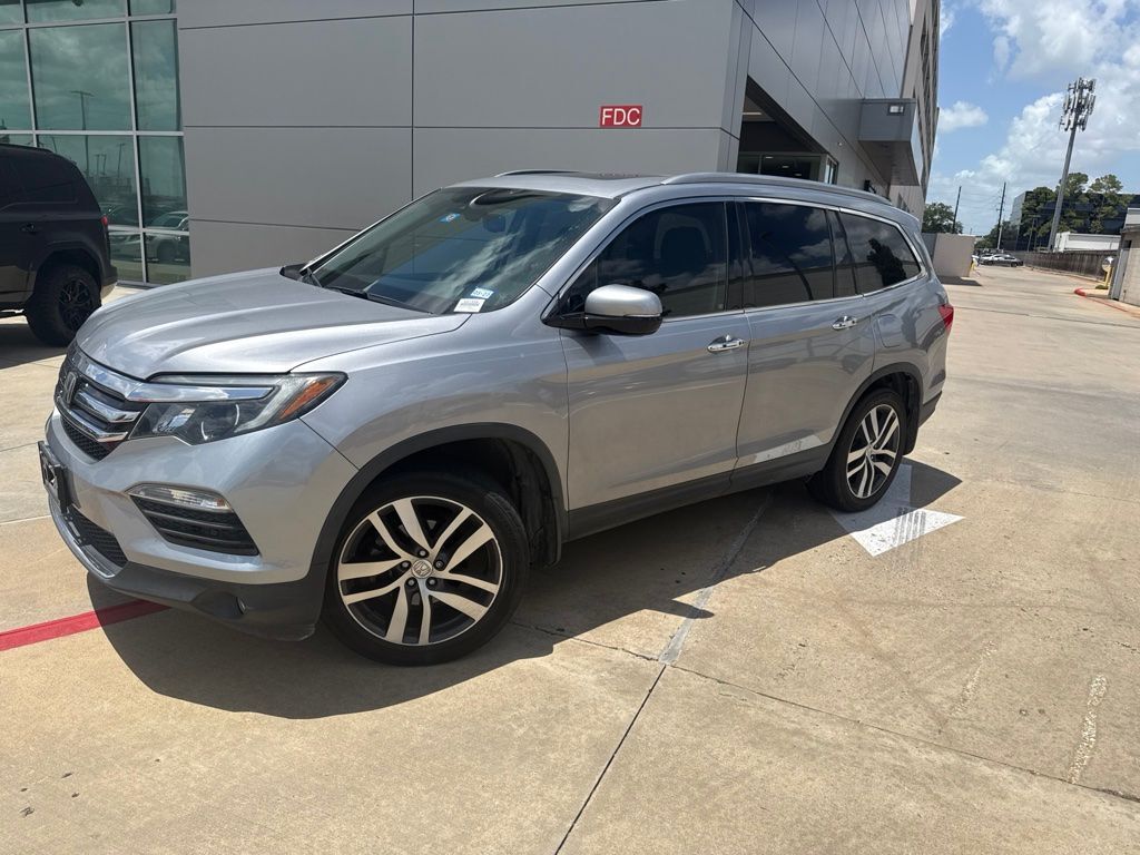 2017 HONDA Pilot
