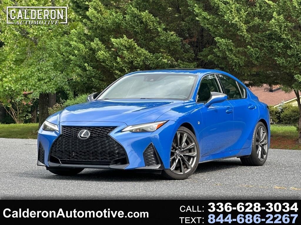 2023 LEXUS IS