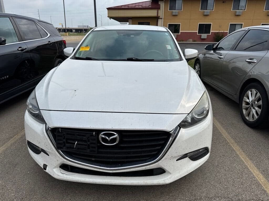 2017 MAZDA Mazda3
