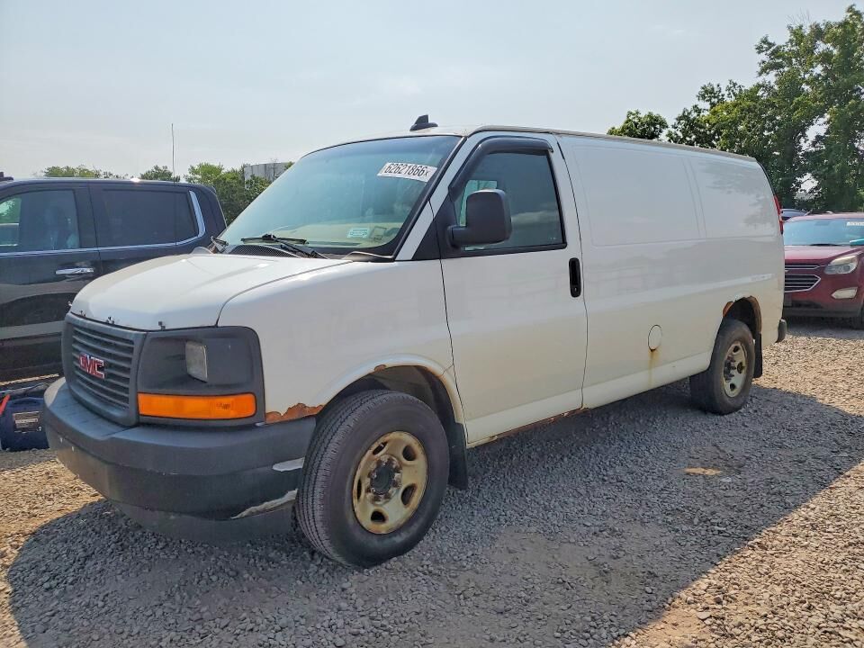 2017 GMC Savana
