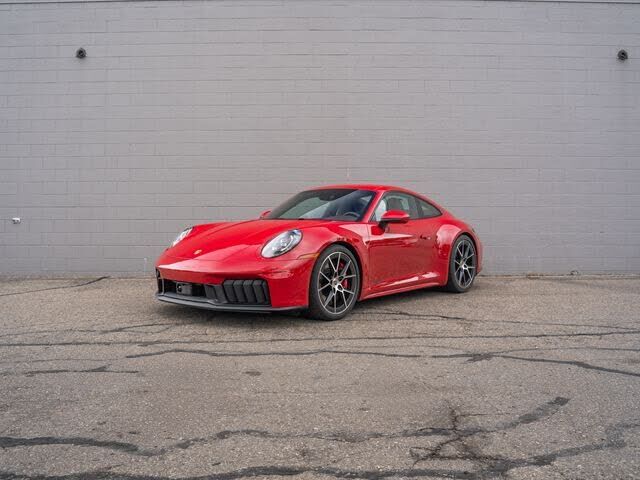 2025 PORSCHE 911