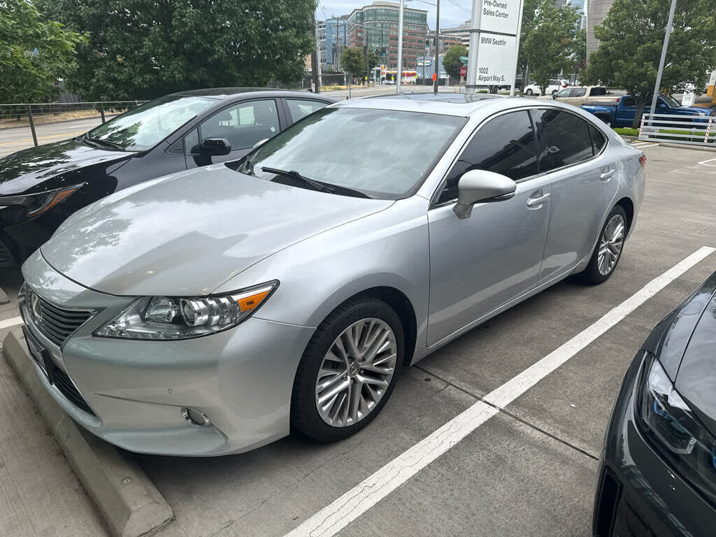 2013 LEXUS ES