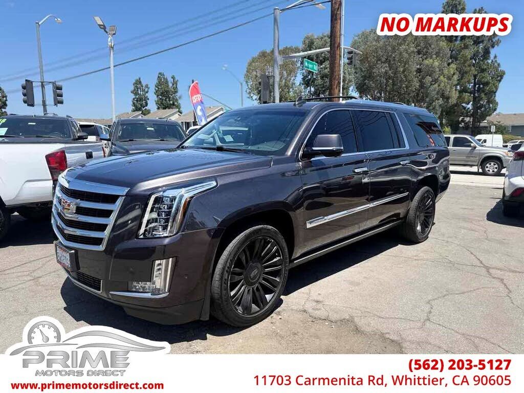 2017 CADILLAC Escalade ESV