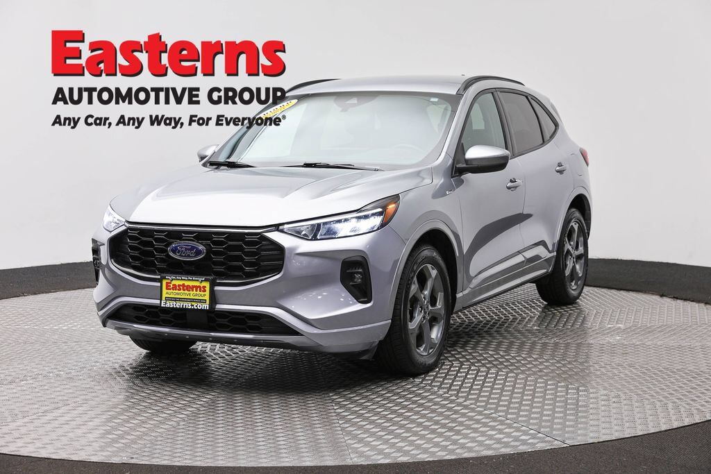 2023 FORD Escape