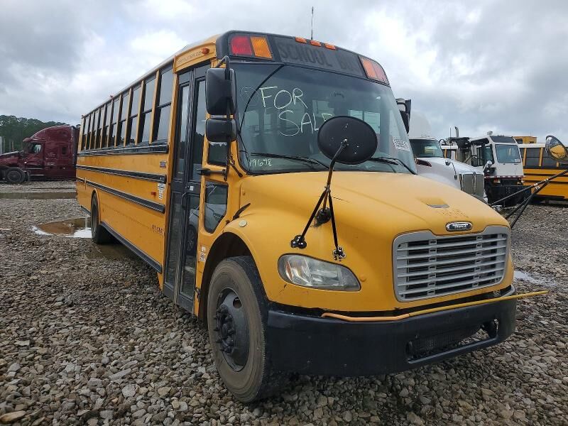 2011 FREIGHTLINER B2 Bus Chassis