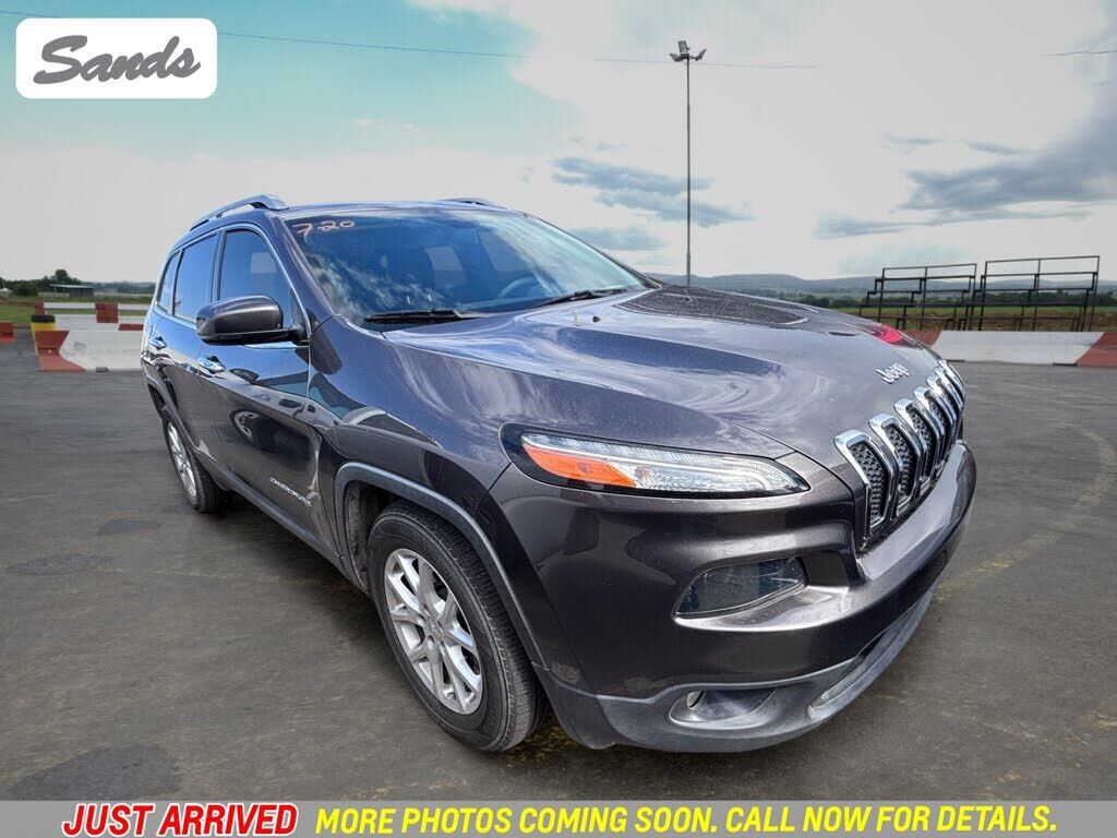 2018 JEEP Cherokee