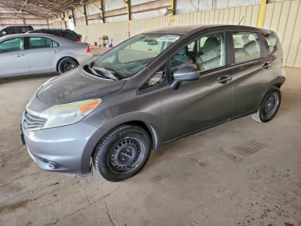 2016 NISSAN Versa
