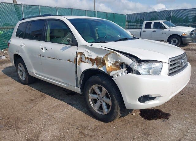 2010 TOYOTA Highlander