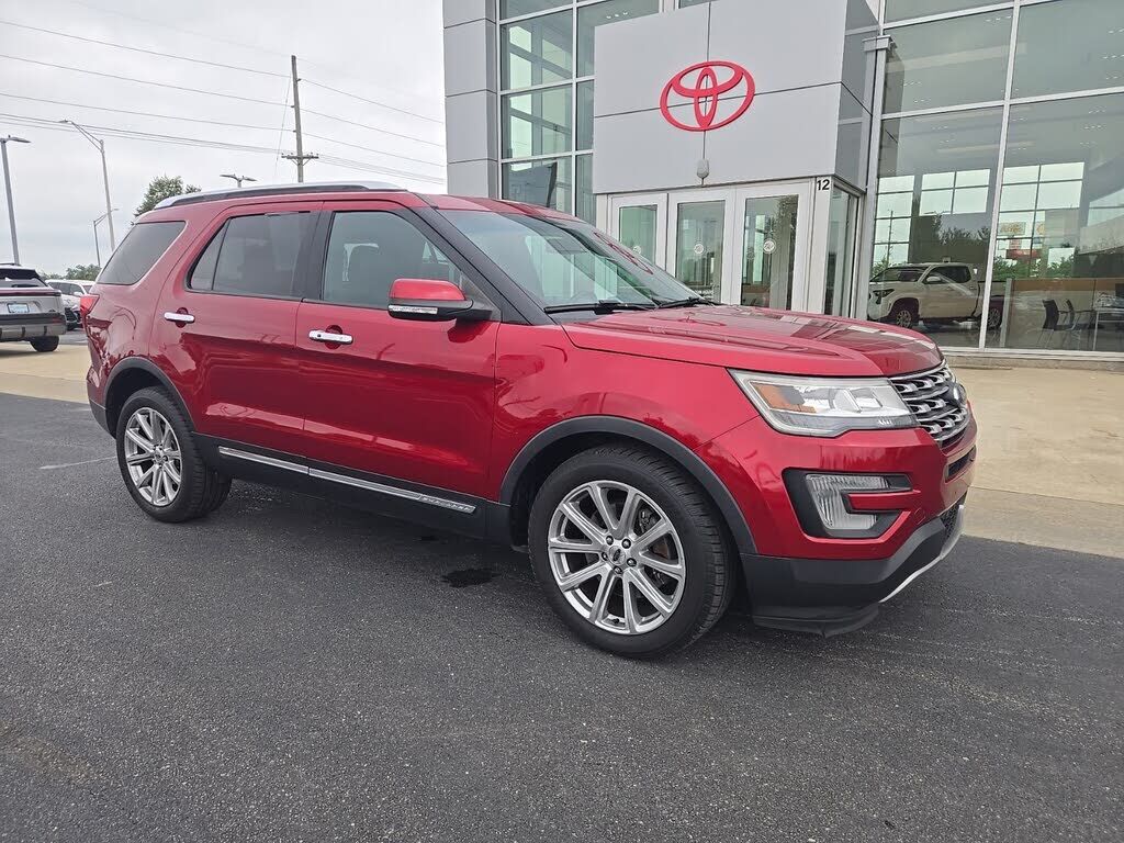 2016 FORD Explorer