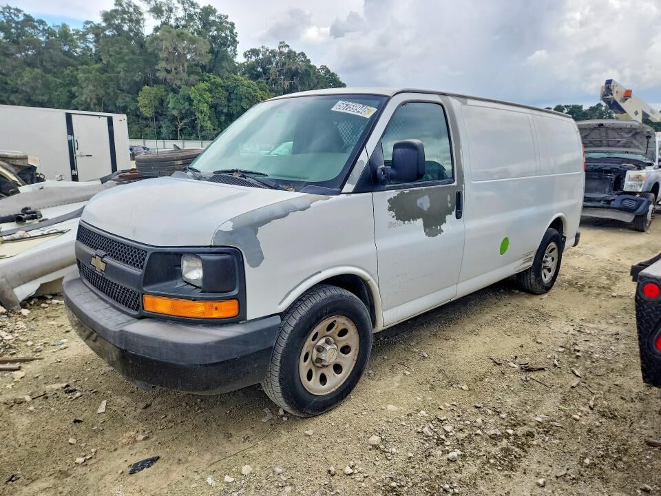 2012 CHEVROLET Express