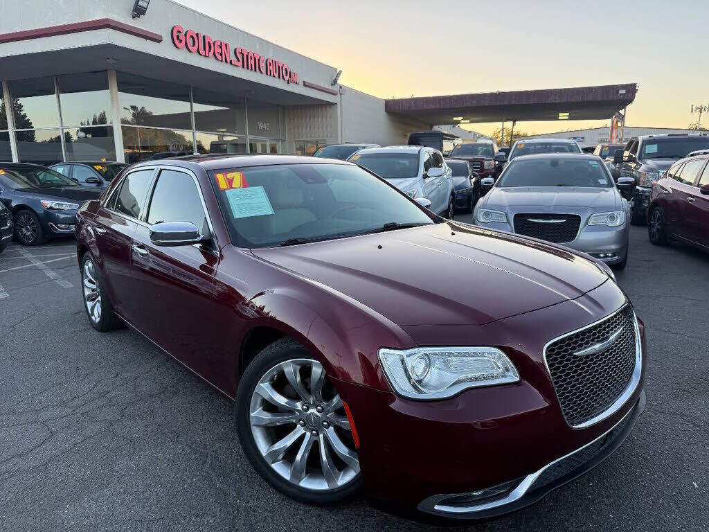 2017 CHRYSLER 300