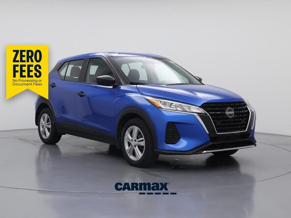 2024 NISSAN Kicks