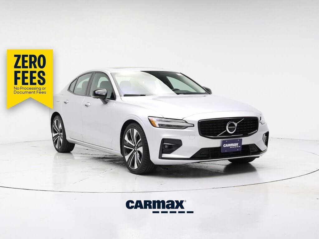 2022 VOLVO S60