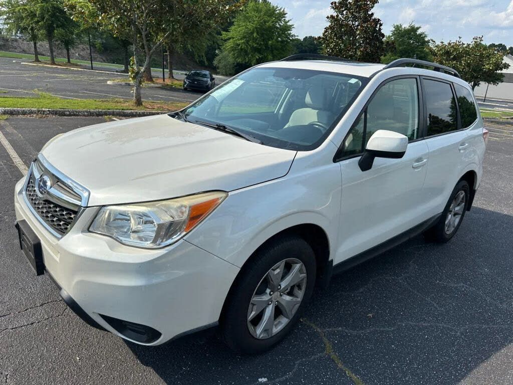 2015 SUBARU Forester