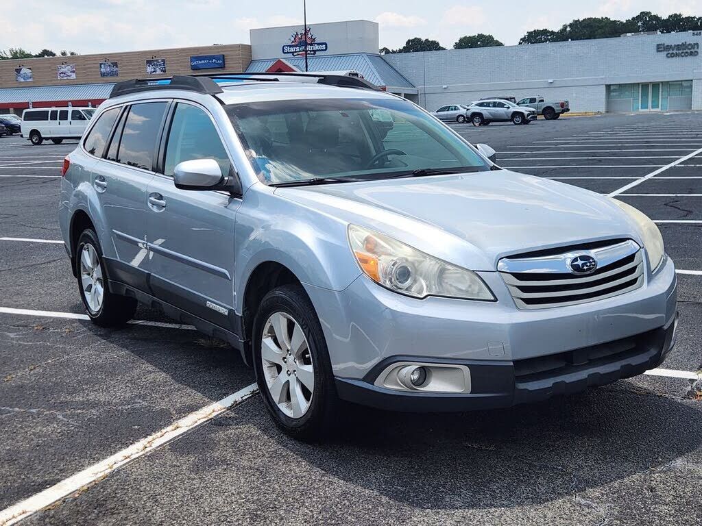 2012 SUBARU Outback