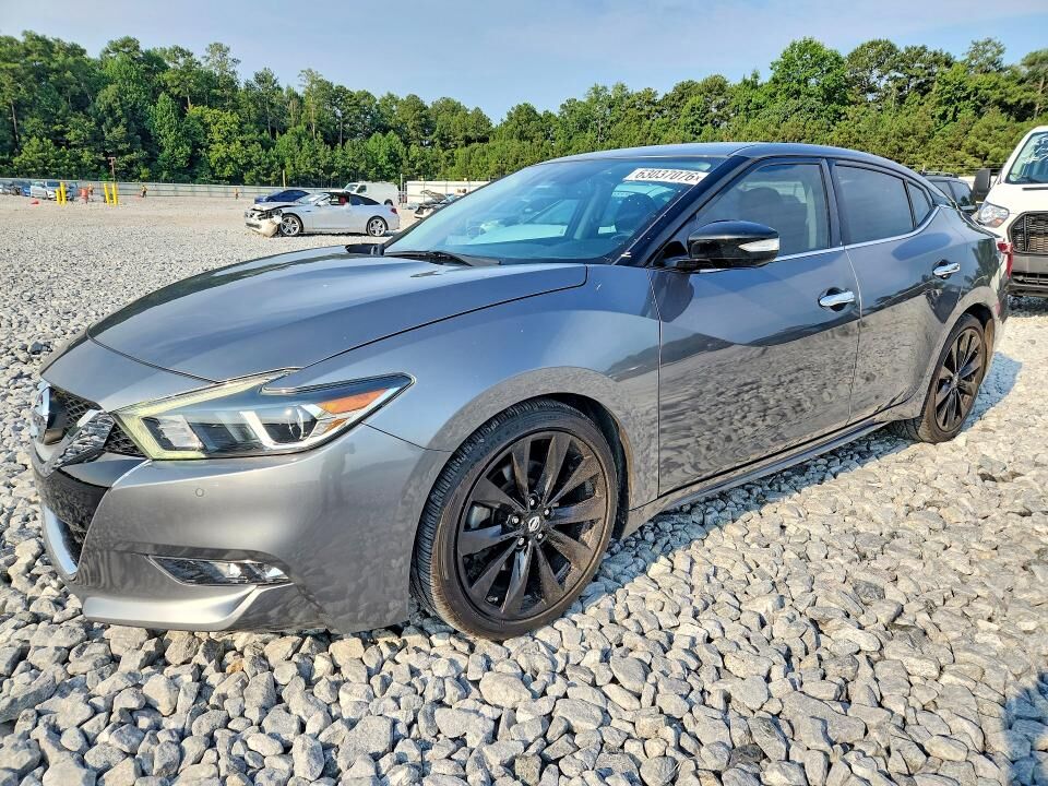 2017 NISSAN Maxima