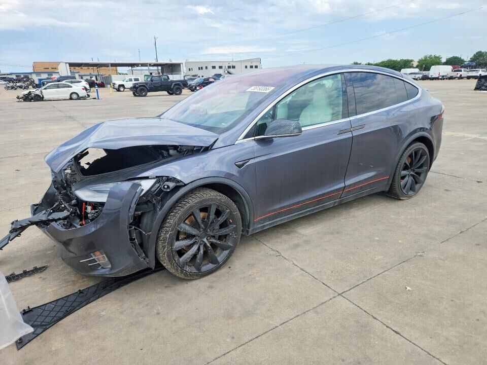 2021 TESLA Model X