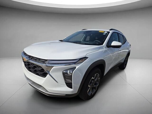 2024 CHEVROLET Trax