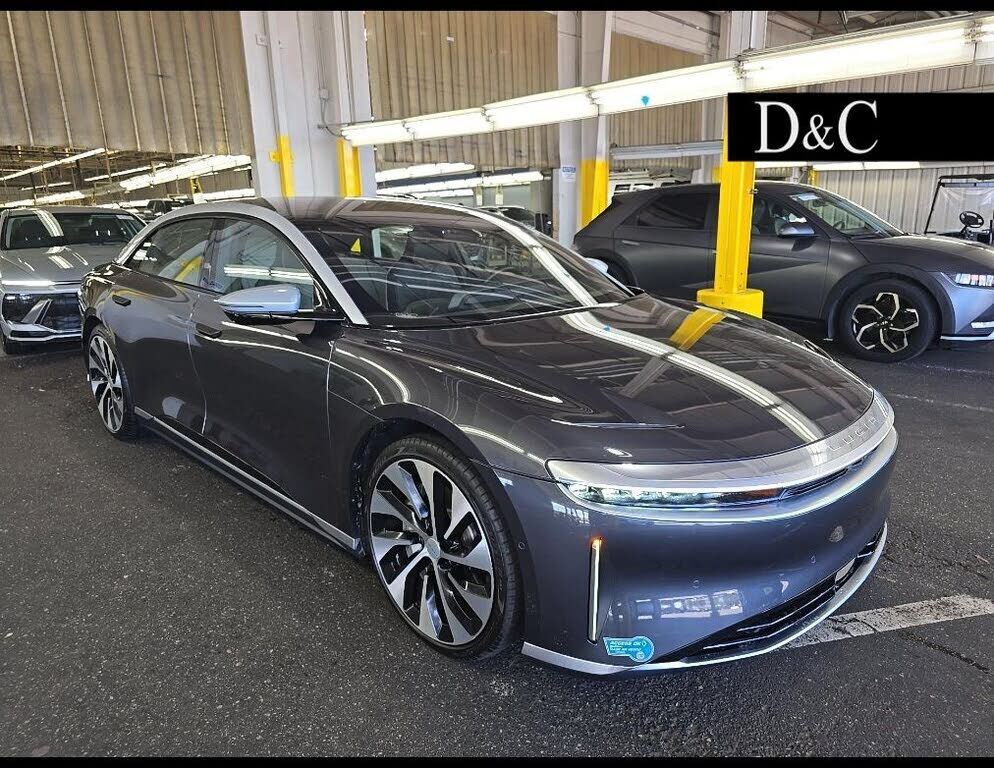 2025 LUCID Air