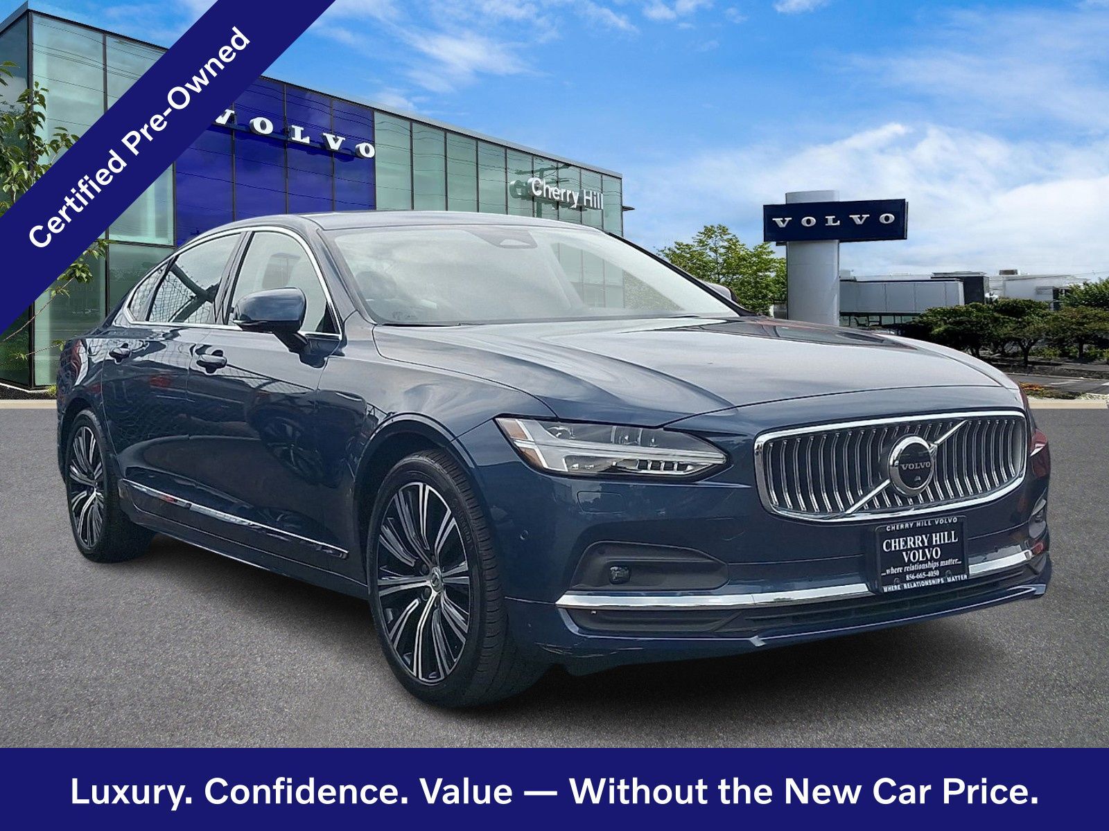 2023 VOLVO S90