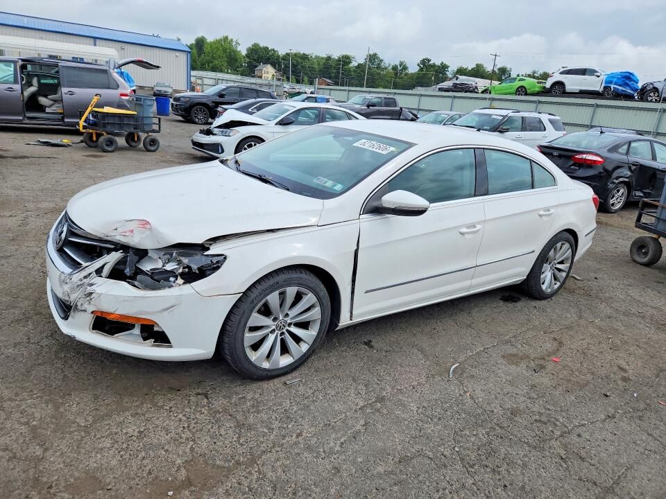 2011 VOLKSWAGEN Passat