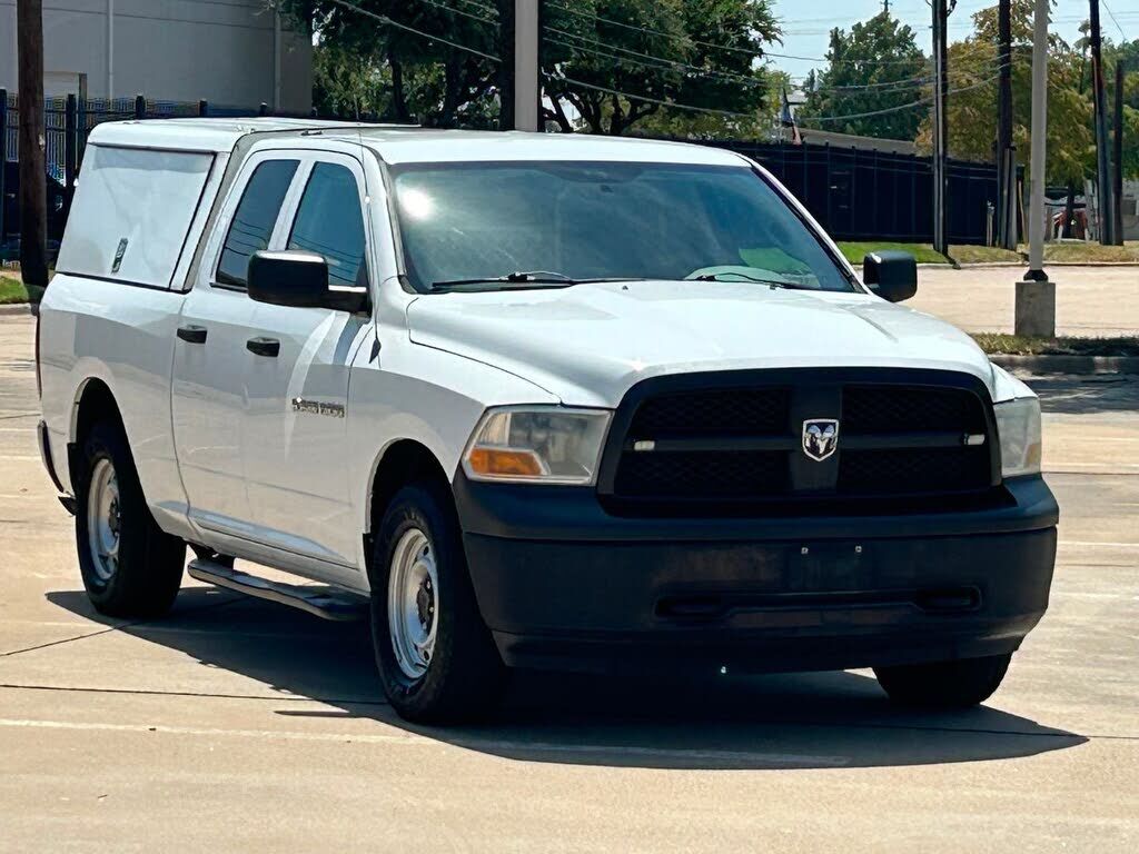 2012 DODGE Ram
