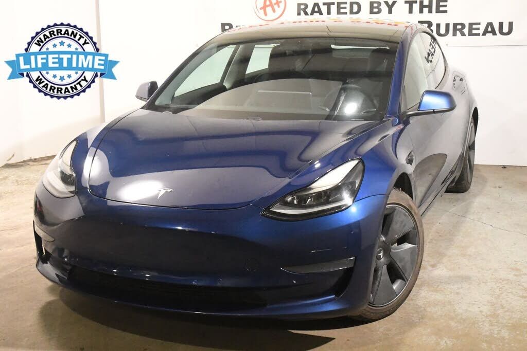 2021 TESLA Model 3