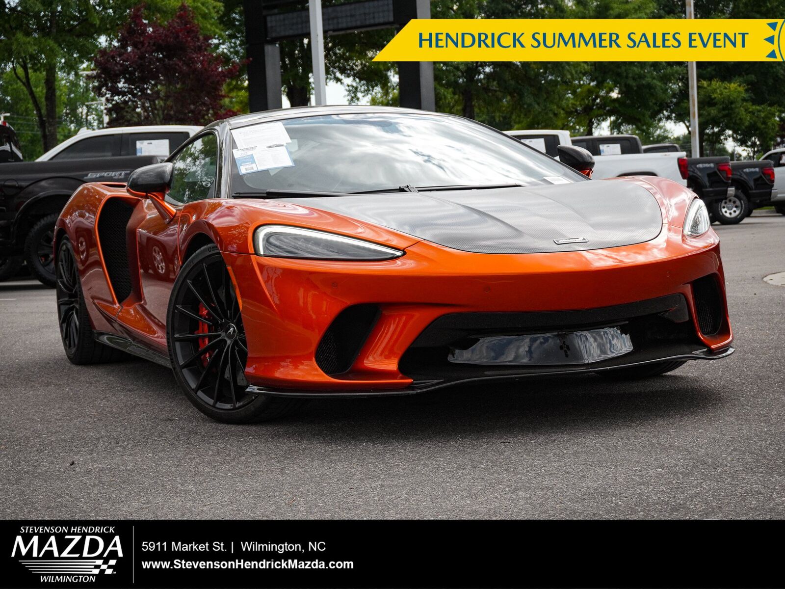 2022 MCLAREN GT