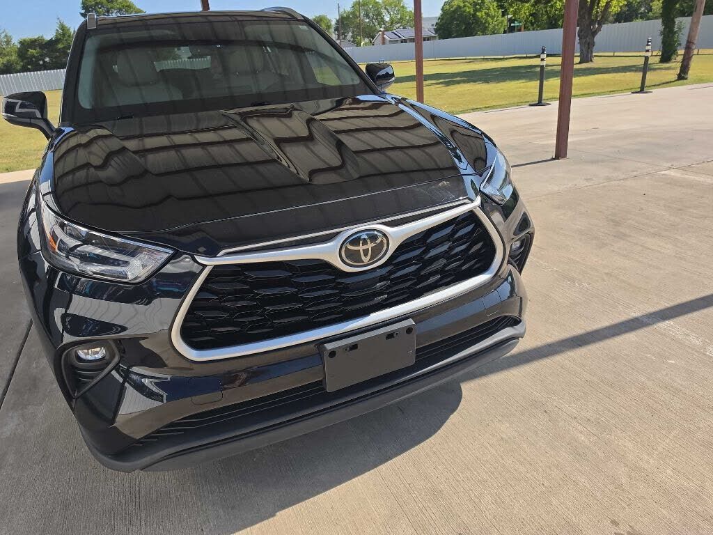 2021 TOYOTA Highlander