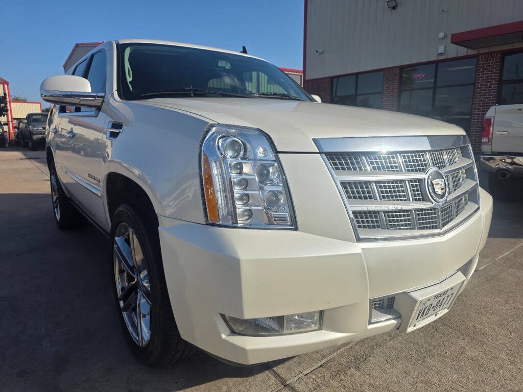 2012 CADILLAC Escalade