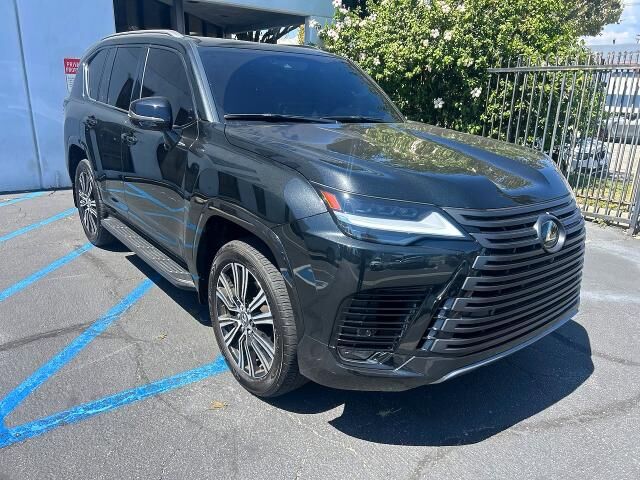 2024 LEXUS LX