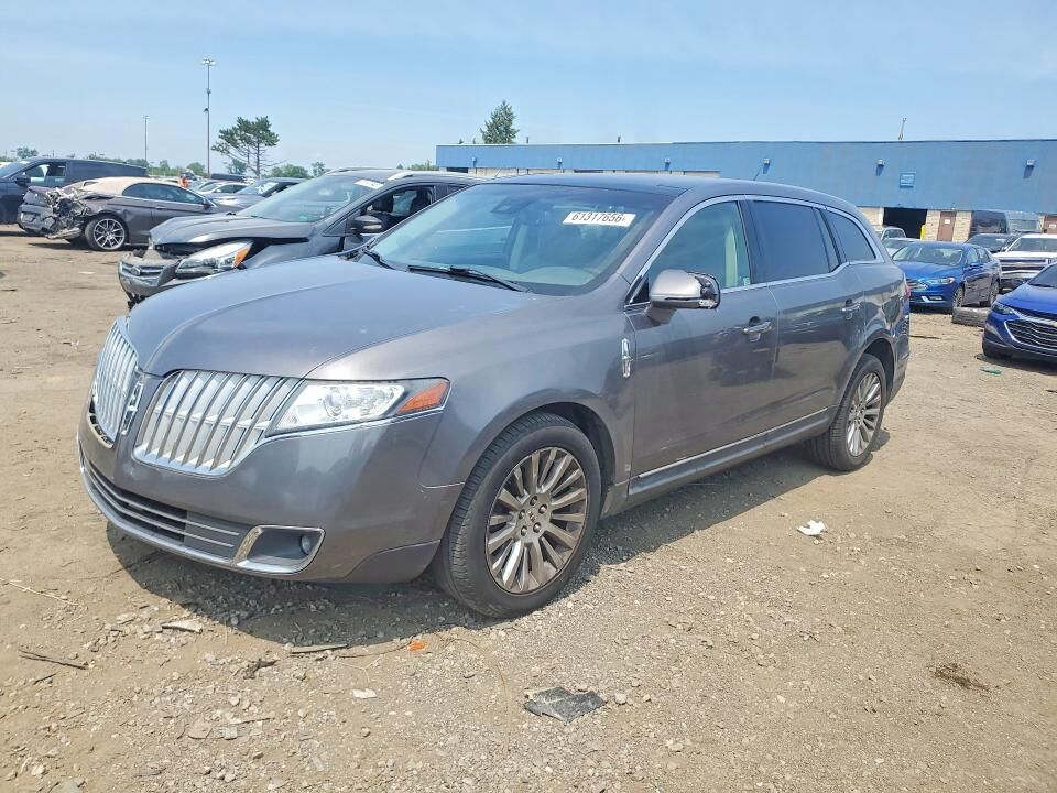 2010 LINCOLN MKT