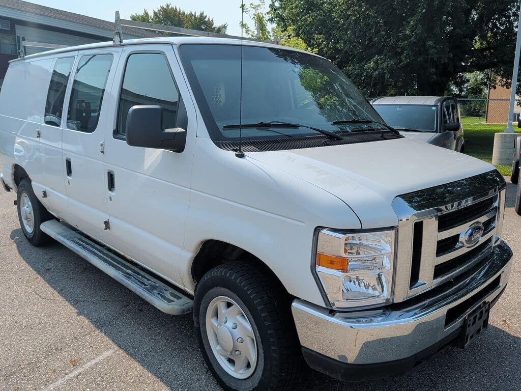 2009 FORD E-250