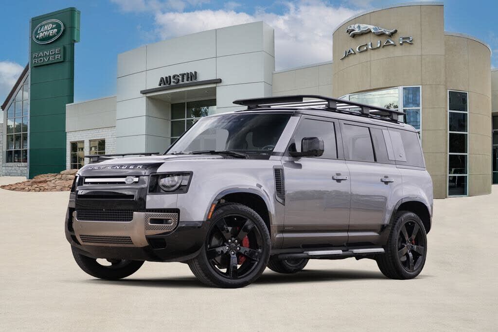 2023 LAND ROVER Defender