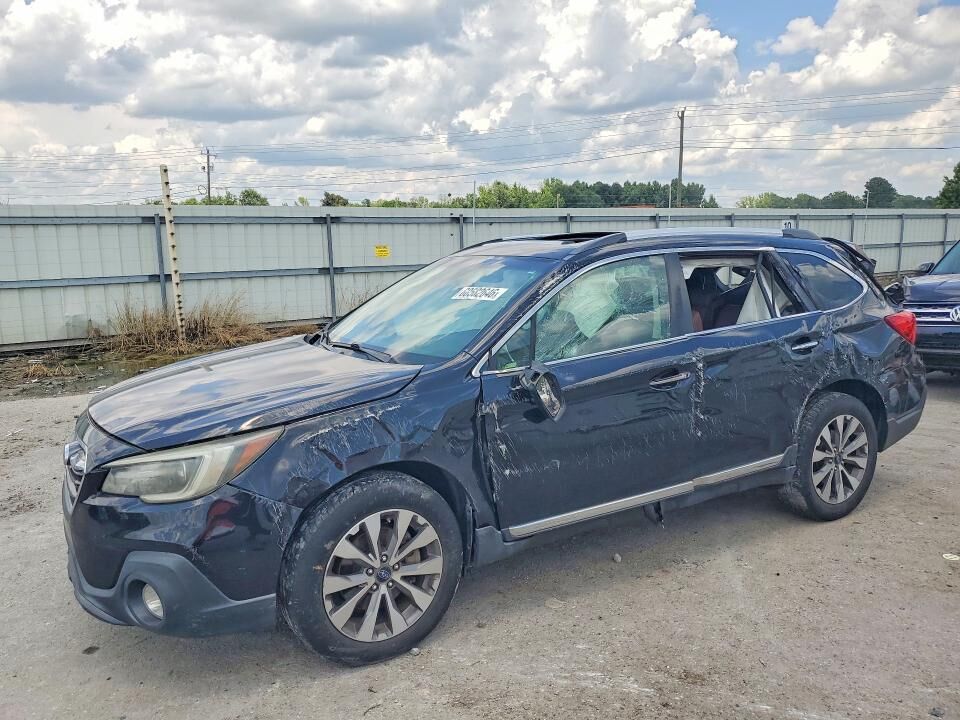2018 SUBARU Outback