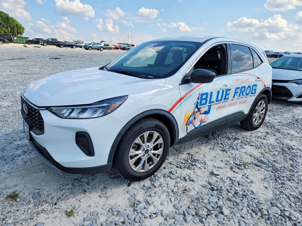 2023 FORD Escape