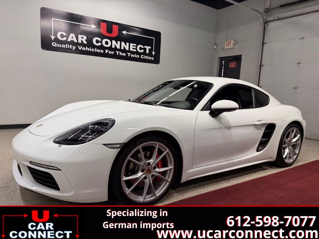 2019 PORSCHE 718