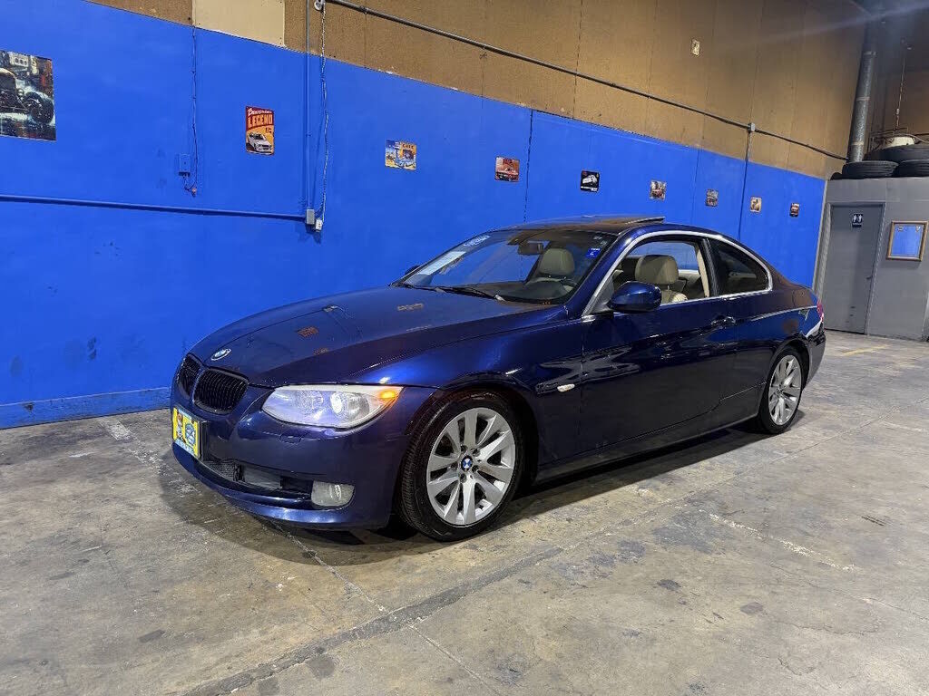 2011 BMW 3 Series