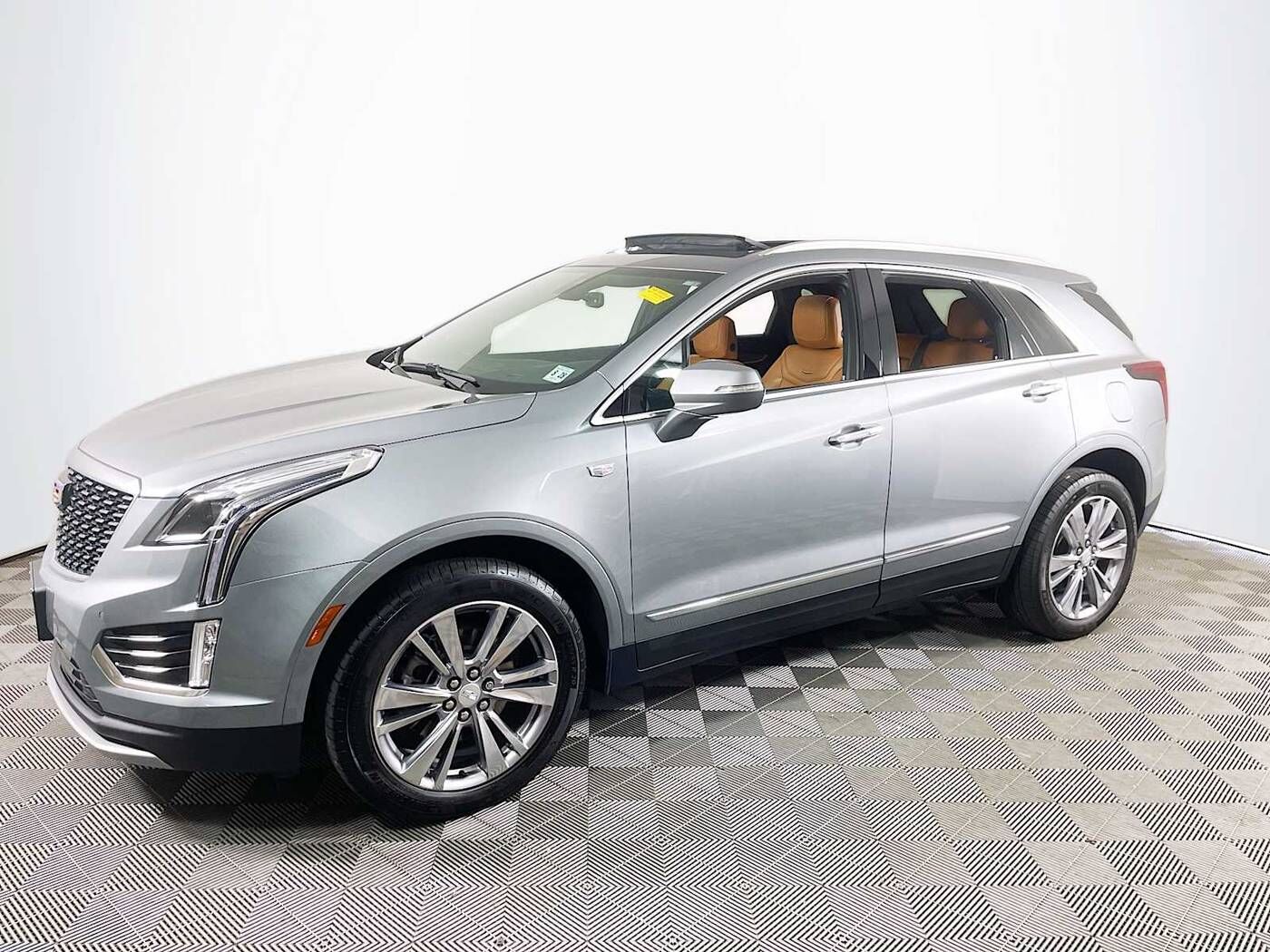 2024 CADILLAC XT5