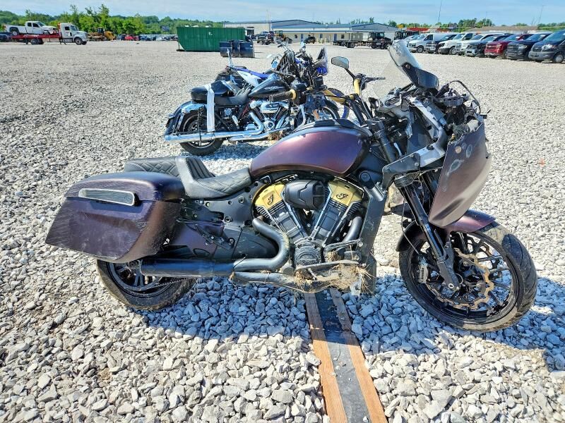2021 INDIAN MOTORCYCLE Indian Challenger