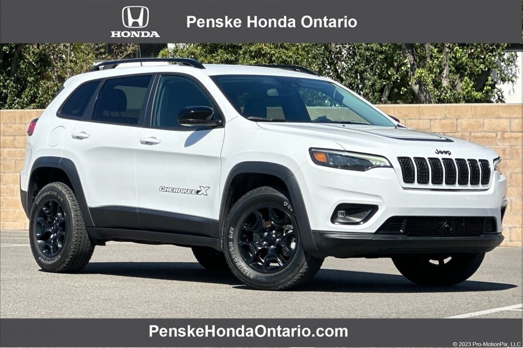 2022 JEEP Cherokee